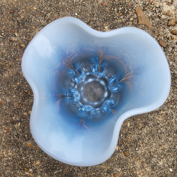 Vase - Picture 3 of 4